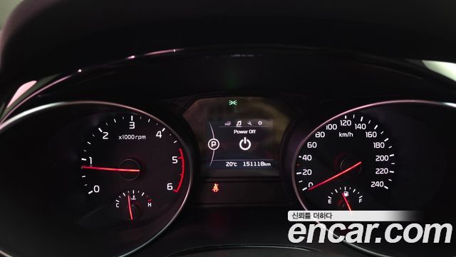 Kia Canival 2015 — photo 8