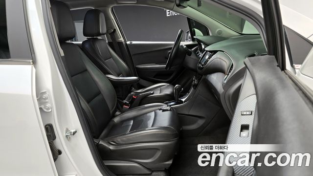 Chevrolet Korea Trax 2017 — photo 10