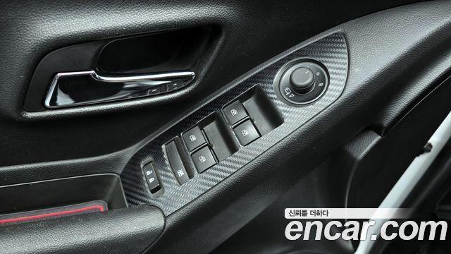 Chevrolet Korea Trax 2017 — photo 16