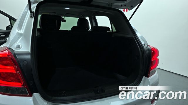 Chevrolet Korea Trax 2017 — photo 20