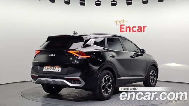 Kia Sportage 2022 — photo 2