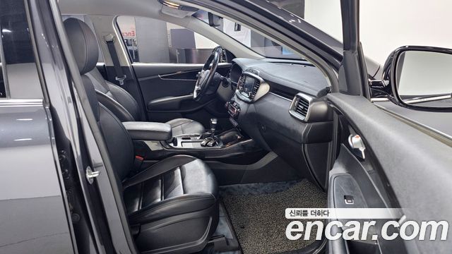 Kia Sorento 2018 — photo 10