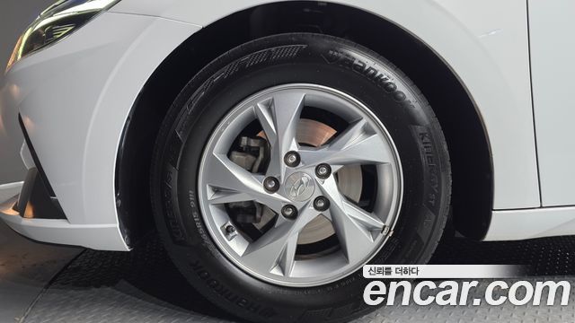 Hyundai AVANTE 2021 — photo 5