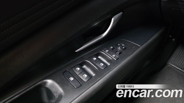 Hyundai AVANTE 2021 — photo 14