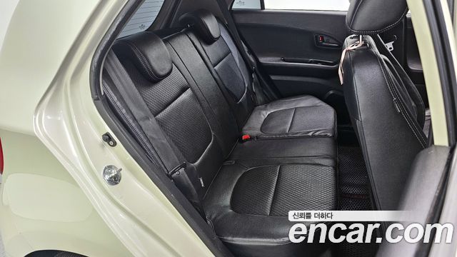 Kia morning 2012 — photo 12