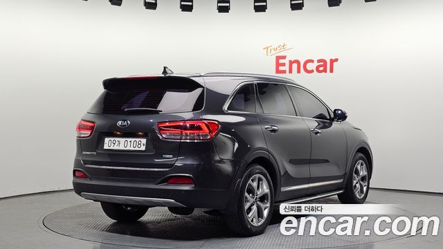 Kia Sorento 2016 — photo 2