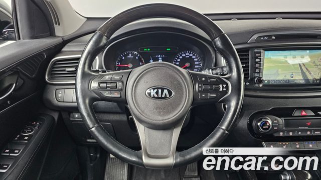 Kia Sorento 2016 — photo 15