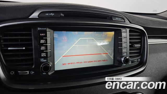 Kia Sorento 2016 — photo 17
