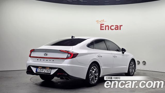 Hyundai Sonata 2022 — photo 2