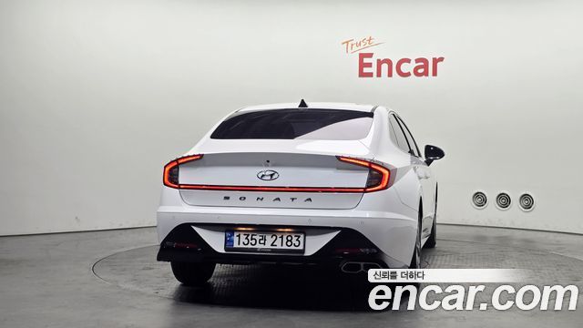 Hyundai Sonata 2022 — photo 4