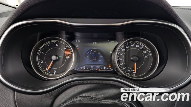 Jeep Cherokee 2021 — photo 8