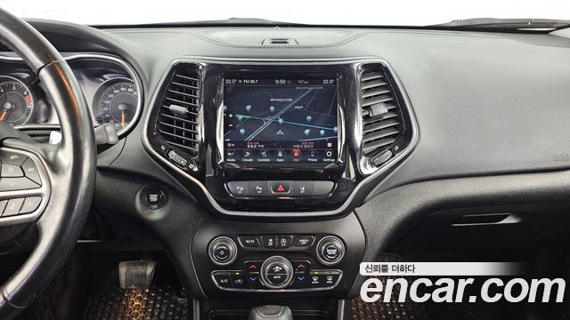 Jeep Cherokee 2021 — photo 14