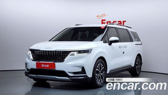 Kia Canival 2022 — photo 1