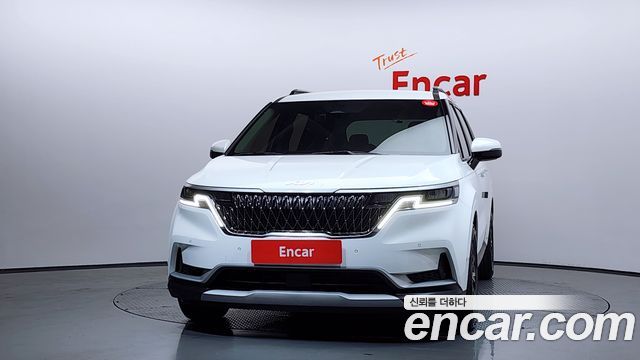 Kia Canival 2022 — photo 3