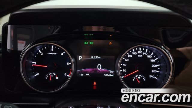 Kia Canival 2022 — photo 8