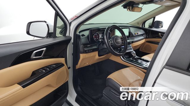 Kia Canival 2022 — photo 10
