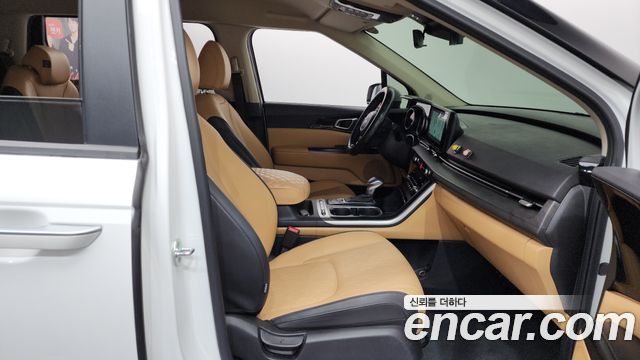 Kia Canival 2022 — photo 11