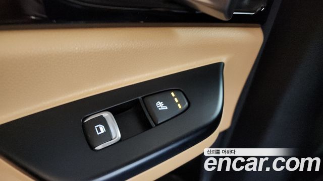 Kia Canival 2022 — photo 19