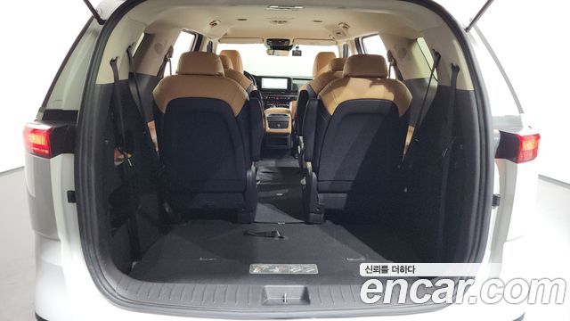 Kia Canival 2022 — photo 20