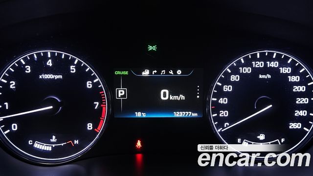 Hyundai Genesis 2015 — photo 8
