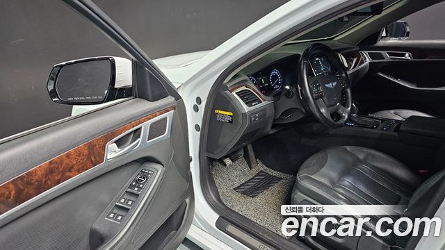 Hyundai Genesis 2015 — photo 11