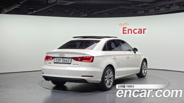 Audi A3 2014 — photo 2