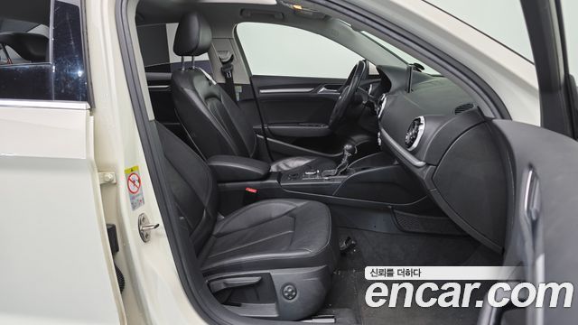 Audi A3 2014 — photo 11