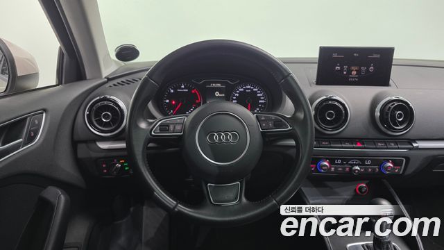 Audi A3 2014 — photo 13
