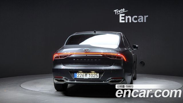 Hyundai Grandeur 2022 — photo 4