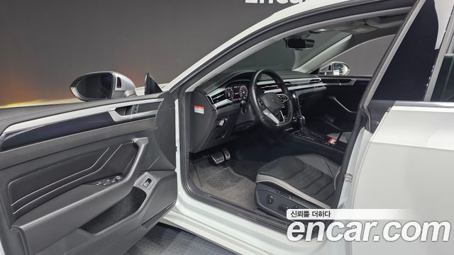 Volkswagen Arteon 2023 — photo 10