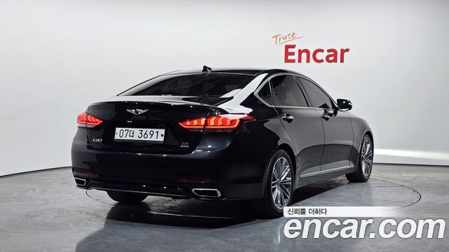 Genesis G80 2018 — photo 2