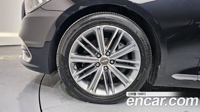 Genesis G80 2018 — photo 5