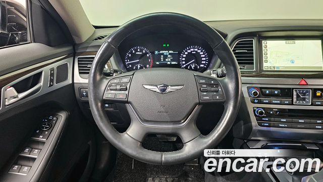 Genesis G80 2018 — photo 13
