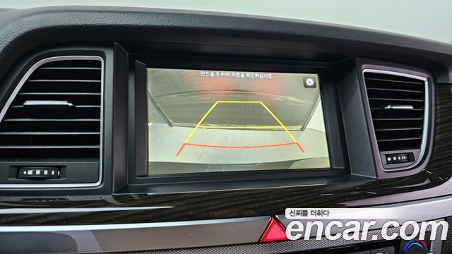 Genesis G80 2018 — photo 16