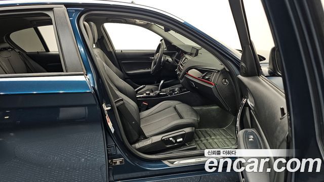 BMW 1-Series 2017 — photo 11