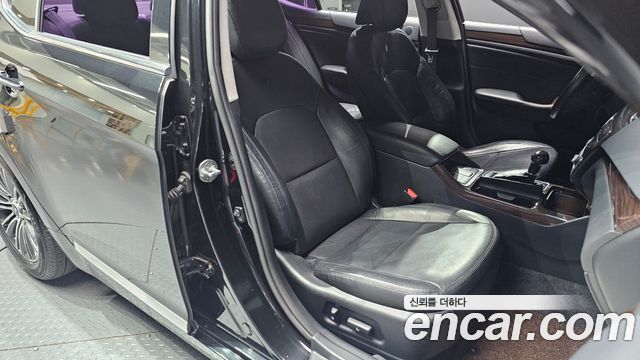 Kia K7 2016 — photo 11