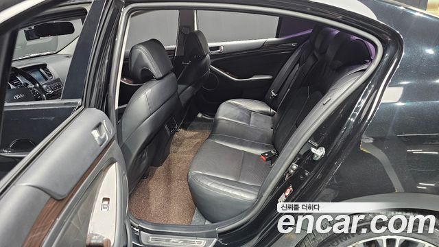 Kia K7 2016 — photo 13