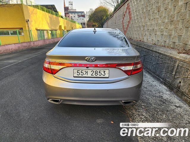 Hyundai Grandeur 2012 — photo 5