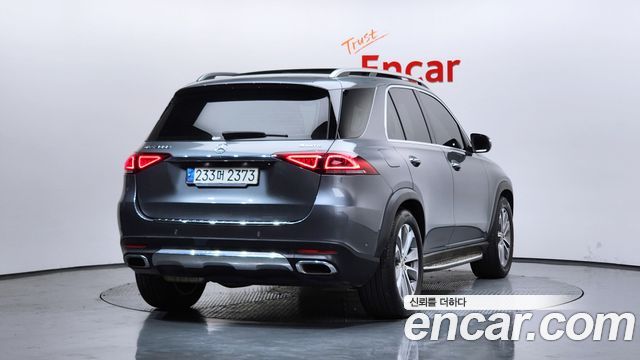Mercedes-Benz GLE-Class 2021 — photo 2