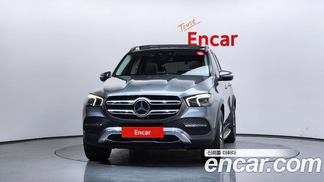Mercedes-Benz GLE-Class 2021 — photo 3
