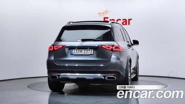 Mercedes-Benz GLE-Class 2021 — photo 4
