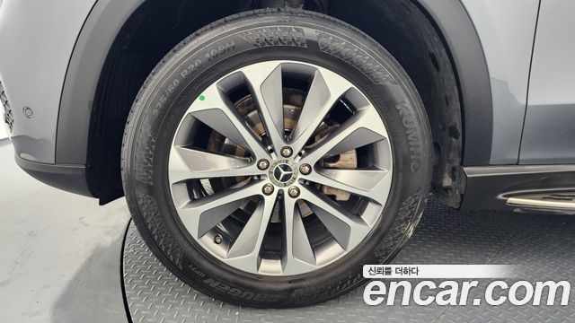 Mercedes-Benz GLE-Class 2021 — photo 5