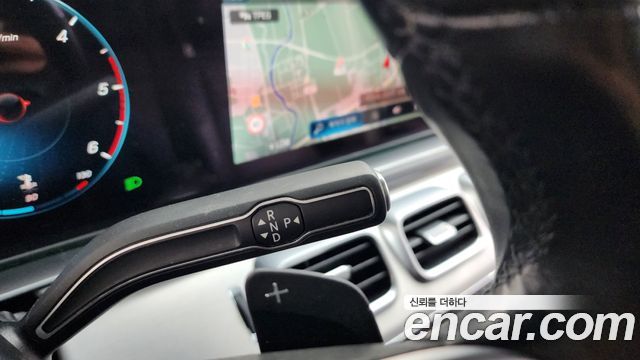 Mercedes-Benz GLE-Class 2021 — photo 9