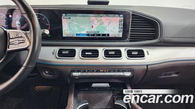 Mercedes-Benz GLE-Class 2021 — photo 14