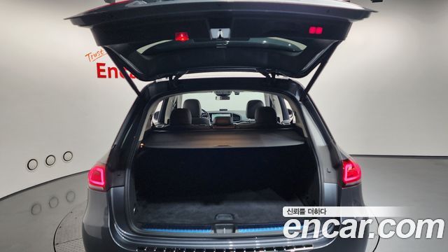 Mercedes-Benz GLE-Class 2021 — photo 20