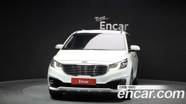 Kia Canival 2018 — photo 3