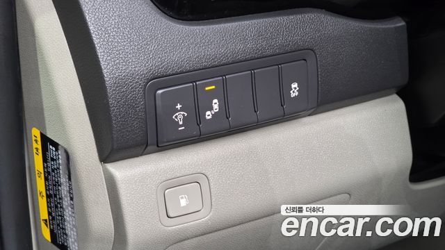Kia Canival 2018 — photo 16