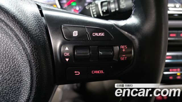 Kia Canival 2018 — photo 19