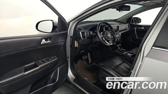 Kia Sportage 2019 — photo 11