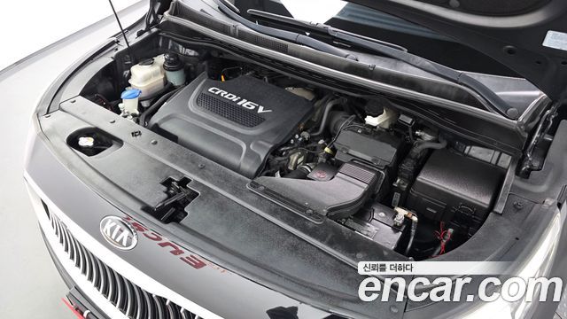 Kia Canival 2015 — photo 6